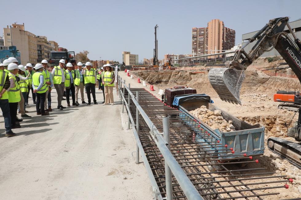 Pérez Llorca destaca la evolución de las obras de la Estación Central del TRAM en Alicante