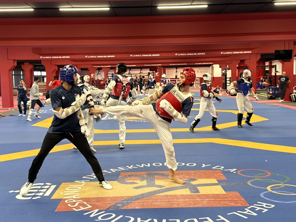 El Training Camp de Taekwondo reúne a 80 élite internacional en La Nucía para preparar el Europeo de Múnich 1