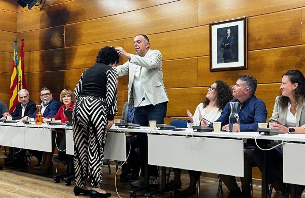 Maria José Sastre toma posesión como nueva concejala de Compromís en el Ayuntamiento de Altea 1