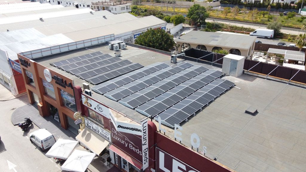 Altea amplía su comunidad energética con dos nuevas instalaciones solares y más energía para vecinos