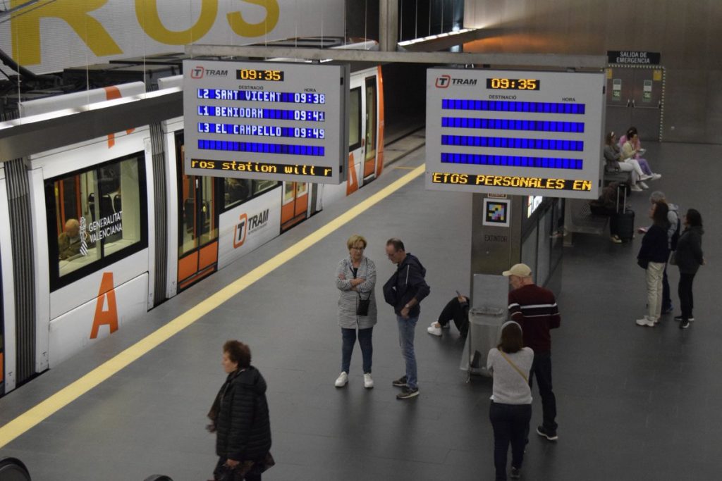 TRAM d’Alacant supera los 1,6 millones de viajeros en abril