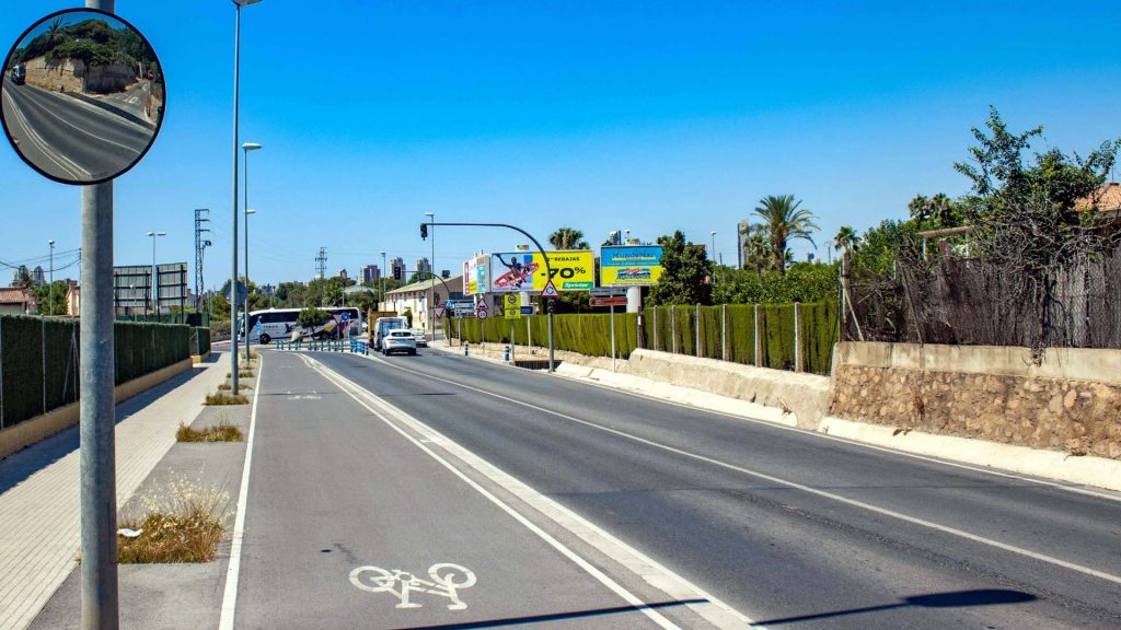 Benidorm inicia el lunes las obras para duplicar el carril bici y mejorar la seguridad vial en la avenida del Albir