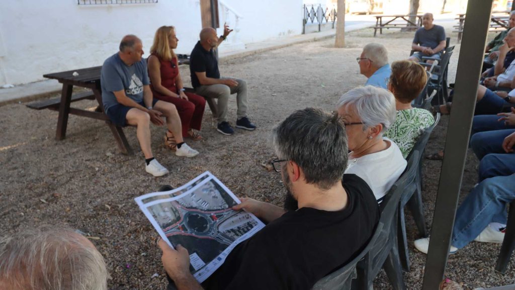 El Ayuntamiento de Benidorm informa a los vecinos de l’Horta sobre las obras de la avenida del Albir para mejorar la seguridad vial y ciclista
