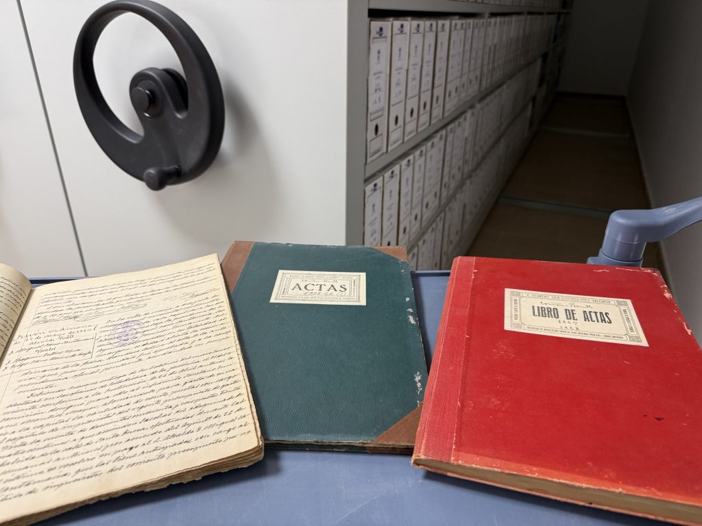 La Nucía continúa la digitalización de su Archivo Municipal