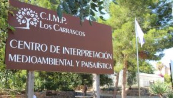 L’Alfàs del Pi revalida la Bandera Azul en l’Albir y lidera Europa con seis Centros Azules 2