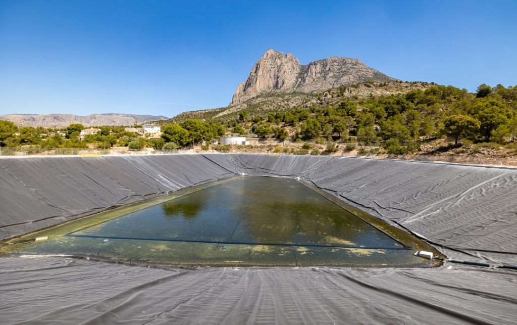 Finestrat moderniza la balsa de riego de L’Alhambra con una inversión de 526.000 euros de la Generalitat 1
