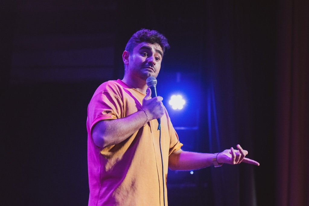 SkyFest Benidorm presenta “Lo Nunca Visto”, un ciclo de monólogos con Miguel Lago, Grison, Luis Piedrahita, David Cepo y más humoristas durante julio y agosto 6