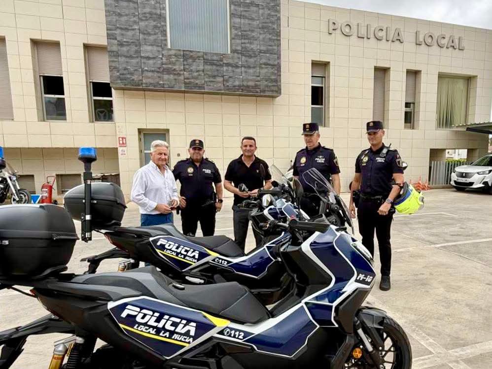 La Policía Local de La Nucía incorpora dos nuevas motos para mejorar la respuesta policial en el municipio