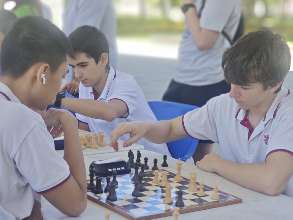 Lope de Vega International School revalida el título y vuelve a proclamarse campeón del Torneo Escolar de Ajedrez de Benidorm 4