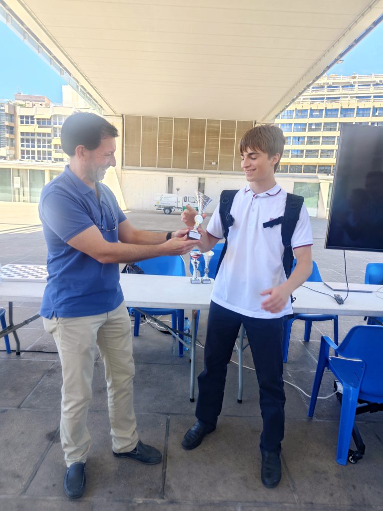 Lope de Vega International School revalida el título y vuelve a proclamarse campeón del Torneo Escolar de Ajedrez de Benidorm 3
