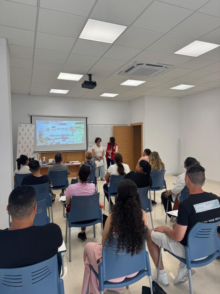 Alta participación en las acciones del Plan de Empleo de Cruz Roja en Altea