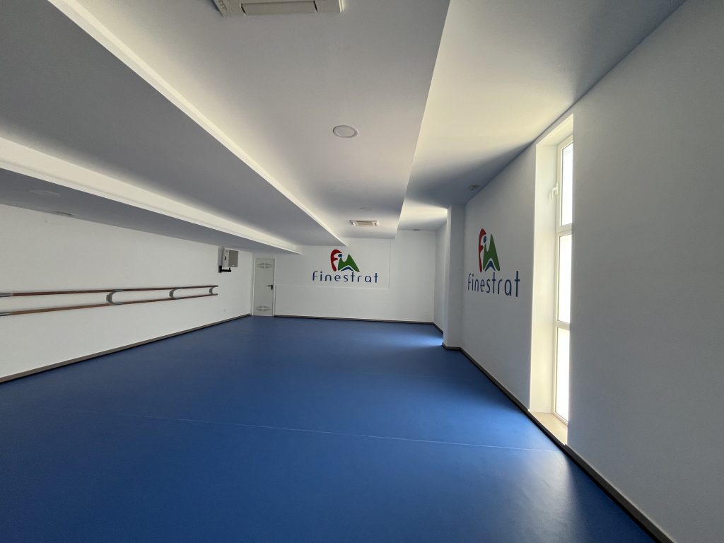 Reabre el gimnasio del pabellón de Finestrat con el doble de superficie, nueva maquinaria y más horario de entrenamiento