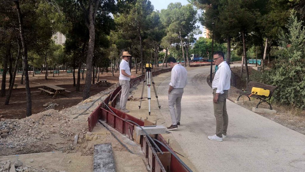 Benidorm ejecuta el vallado perimetral de la zona de acampada y albergue juvenil de la Séquia Mare con fondos europeos