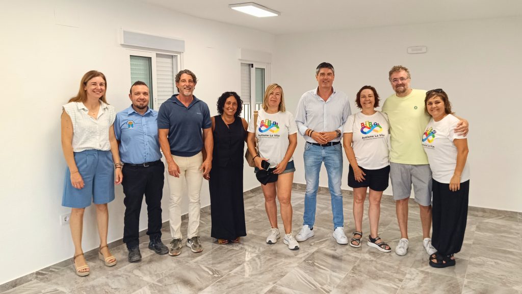 El Ayuntamiento de Villajoyosa entrega un local municipal a Autisme La Vila para su nueva sede