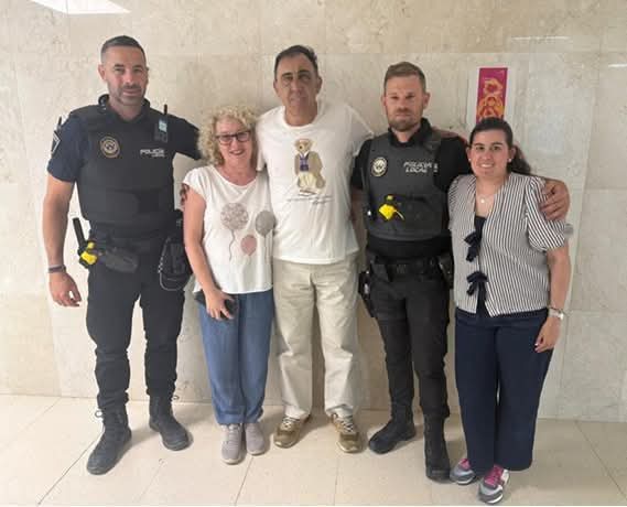 El Pleno de Villajoyosa aprueba conceder tres Cruces al Mérito Policial a agentes que salvaron dos vidas