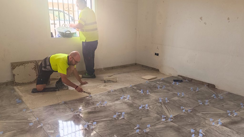 El Ayuntamiento de Villajoyosa adecúa el local municipal de la calle Triana para la asociación Autisme La Vila