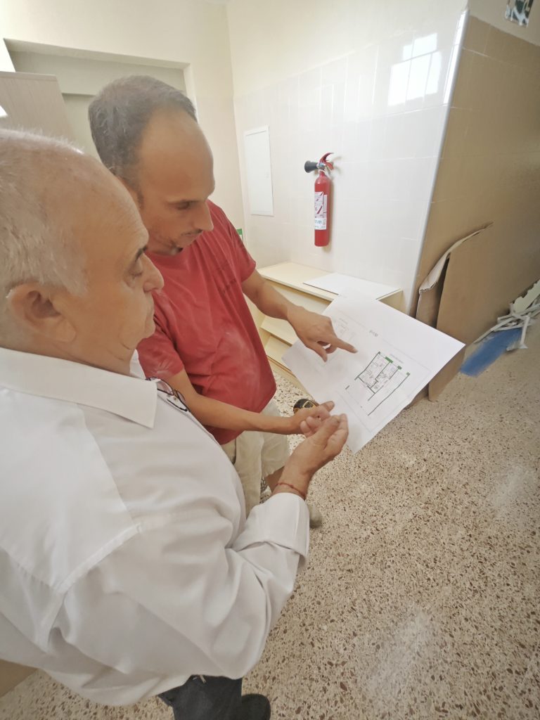 El Ayuntamiento de Callosa d'en Sarrià invierte en la mejora del CEIP Mirambó con nuevas actuaciones financiadas