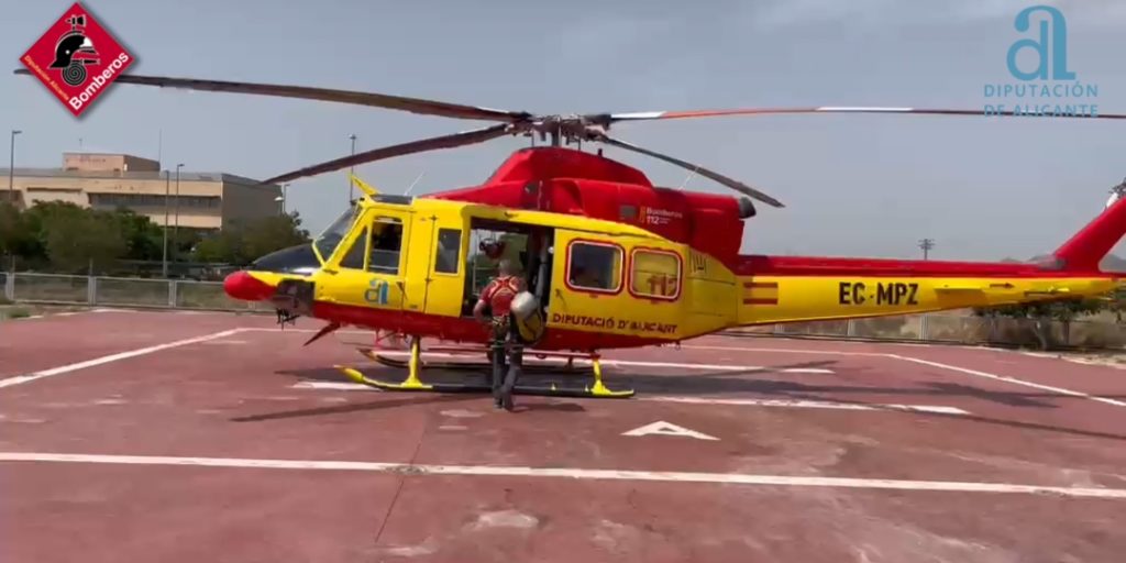 Rescatan en helicóptero a una mujer herida en las Fuentes del Algar tras sufrir una lesión de rodilla 0