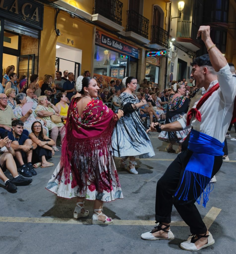 Balance «muy satisfactorio» de unas Danses de Sant Jaume con más de 200 años de tradición en Callosa d’en Sarrià 3