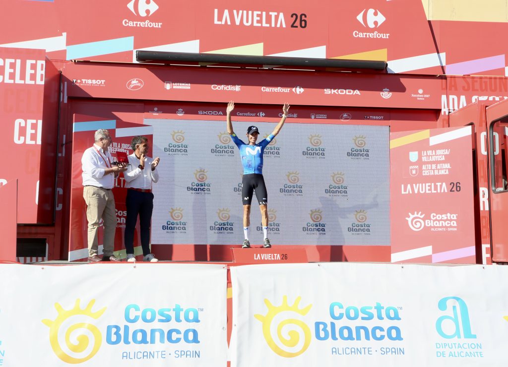 Enric Mas conquista Aitana: victoria en la novena etapa de La Vuelta 2026 1