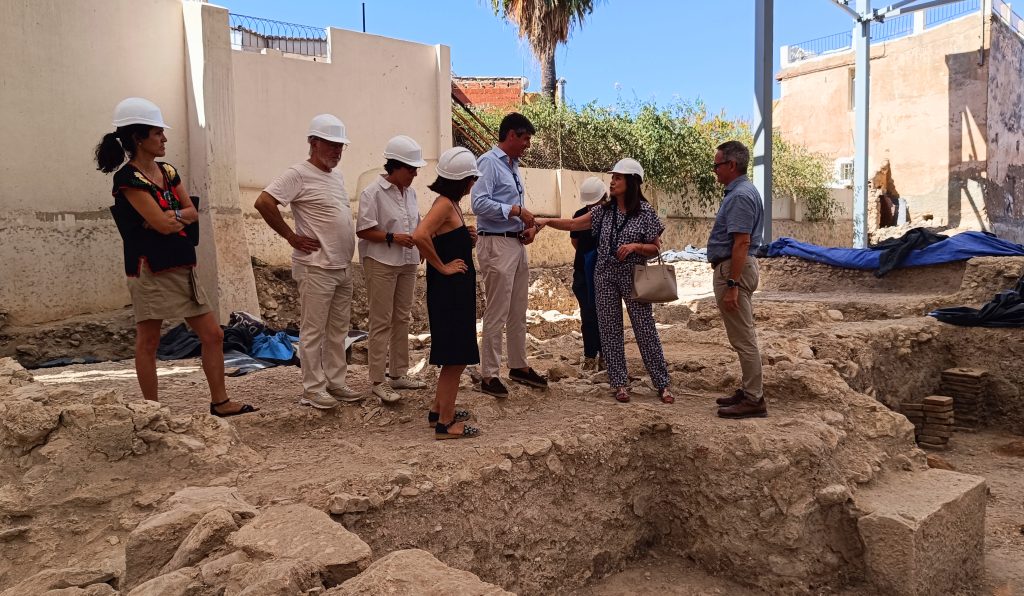 Visita institucional a las obras de consolidación de las Termas de Allon en Villajoyosa.