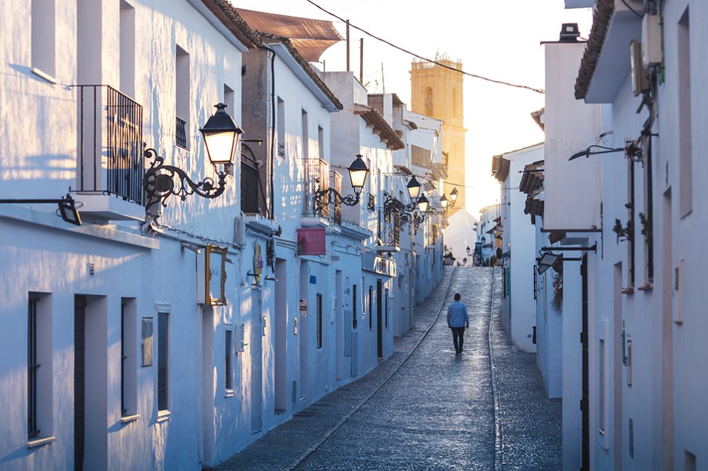 El Ayuntamiento de Altea abre el plazo de ayudas para la rehabilitación de fachadas con novedades en la convocatoria de 2026