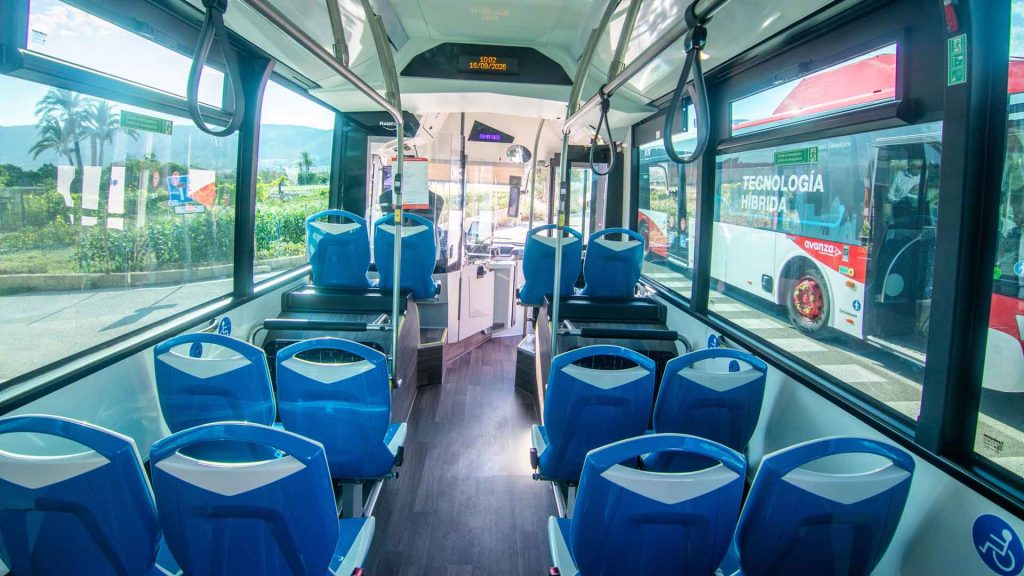 Benidorm renueva su transporte urbano con la incorporación de seis autobuses híbridos más accesibles