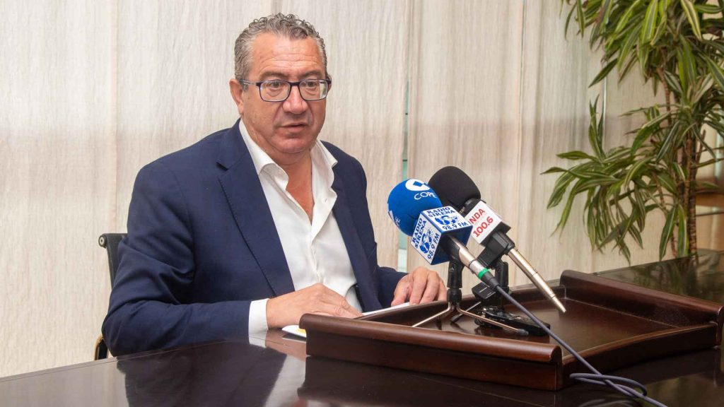 70.000 euros a una nueva línea de ayudas para financiar el carnet de conducir entre los jóvenes