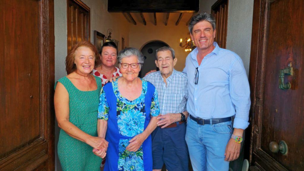 Villajoyosa distinguirá al ciclista Felipe Orts y a Vicenta Climent Llorca con los Premios Nou d’Octubre