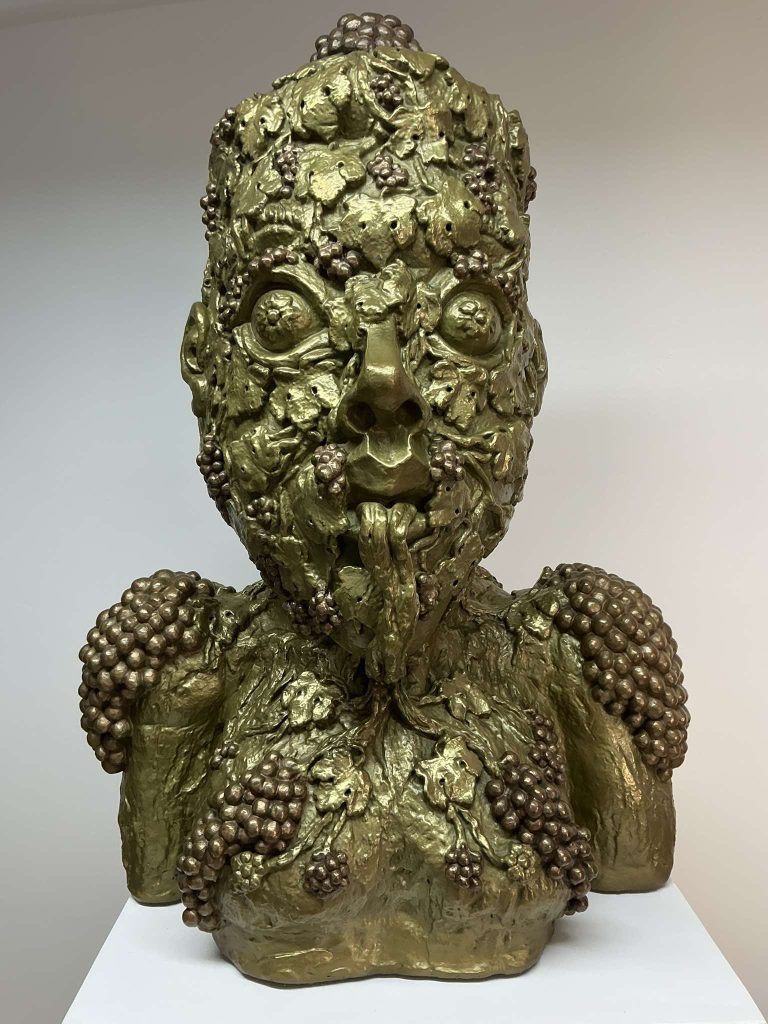 El escultor Enzo Carels compite en el XXV Certamen Cultural Virgen de las Viñas con su obra «ORETANI»