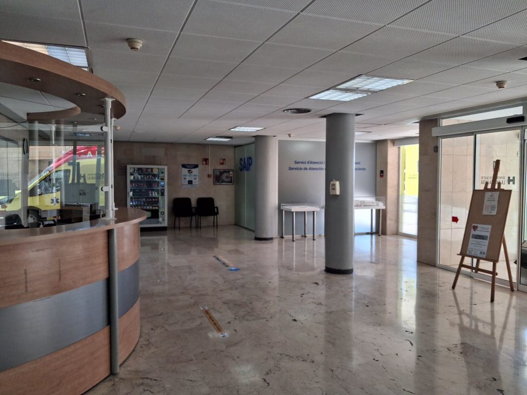 El Hospital Marina Baixa traslada el SAIP a una nueva oficina junto a la entrada principal