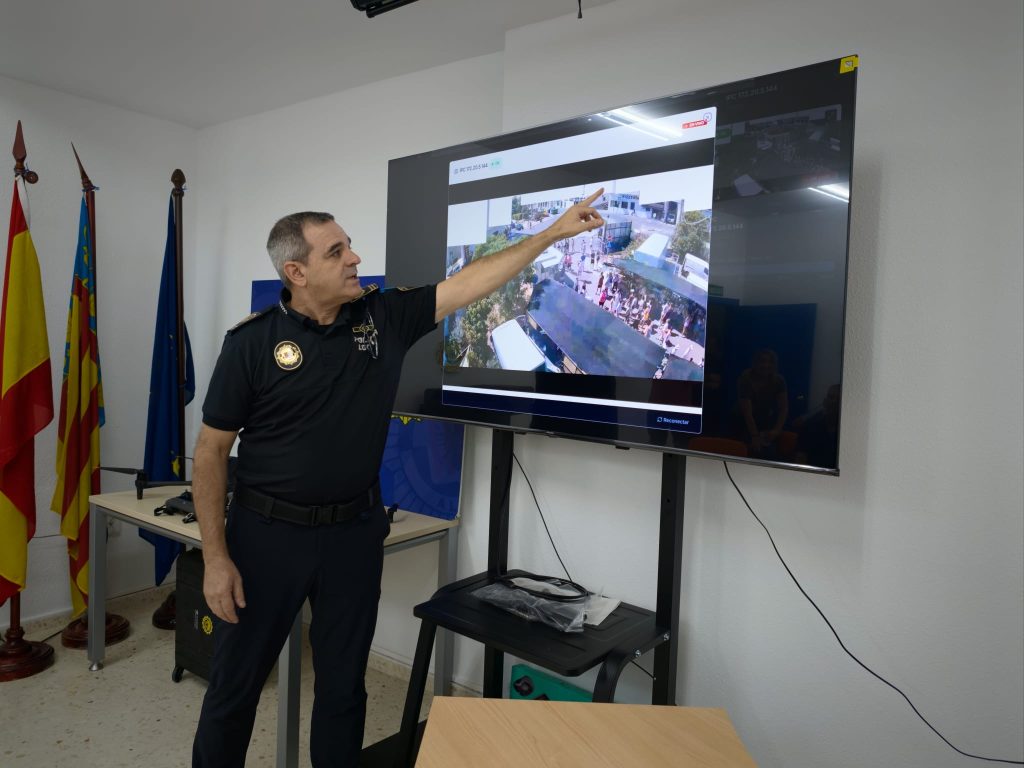 L’Alfàs del Pi invertirá 450.000 euros en el mantenimiento y renovación de sus cámaras de seguridad