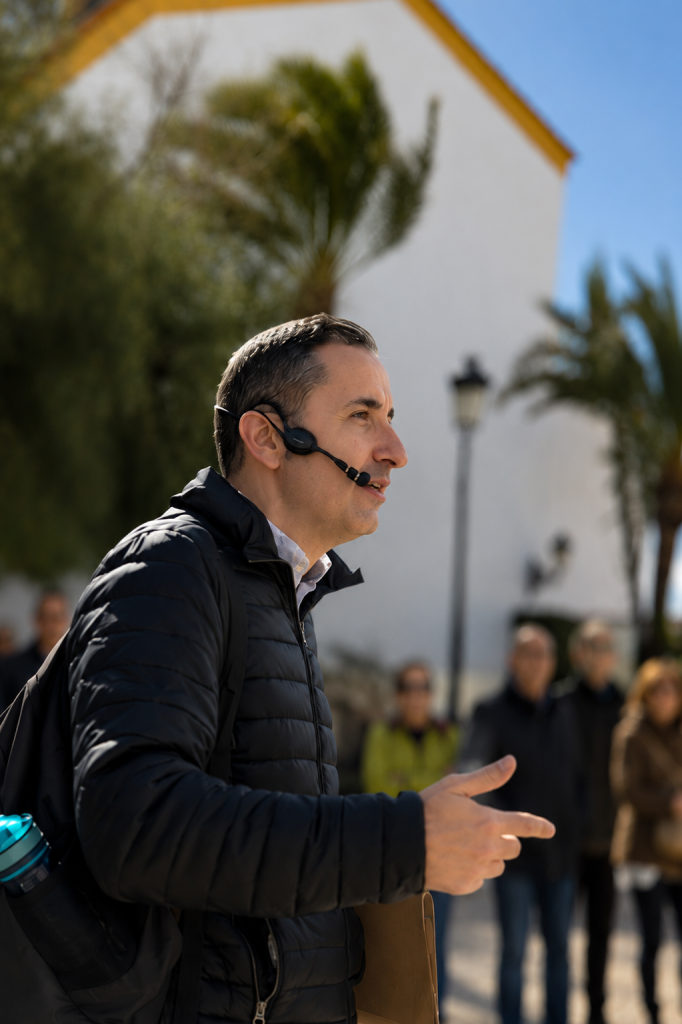 Un llibre recupera els viatges d’Antoni Maria Alcover per la Marina Baixa i la seua contribució al Diccionari català-valencià-balear