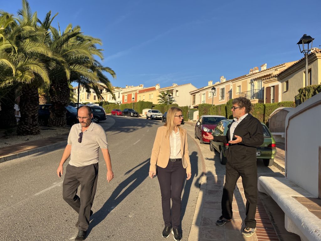 Finestrat supera el 60% de alumbrado LED tras renovar 40 luminarias en la urbanización Golf Bahía