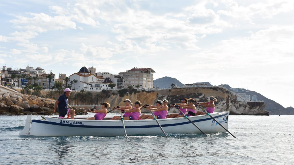 El Club Náutico Anémona firma un doble oro en el VI Trofeo Anémona de Benidorm