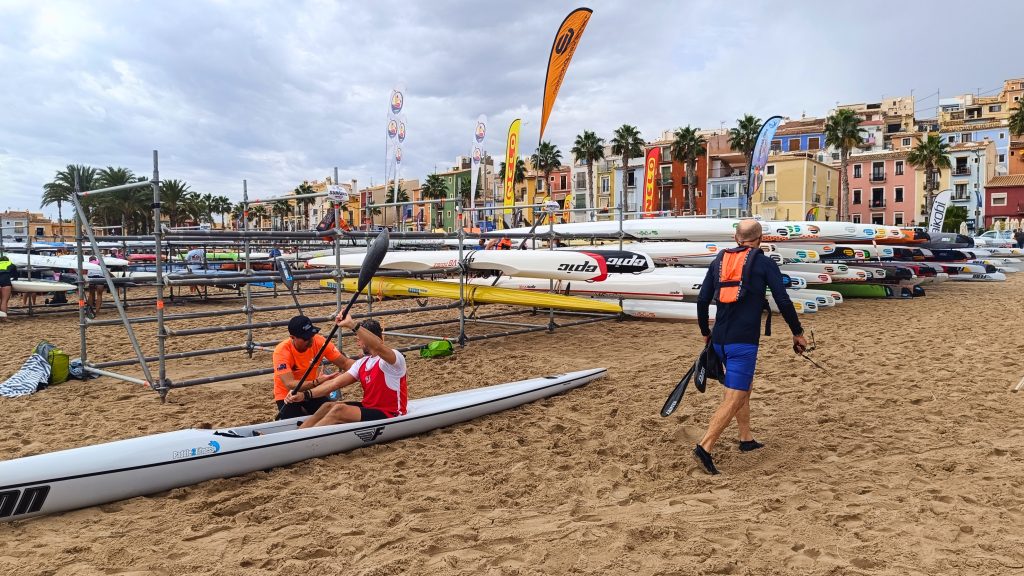 Un desfile de banderas y una ceremonia inaugural darán la bienvenida al Campeonato Mundial de Kayak de Mar 
