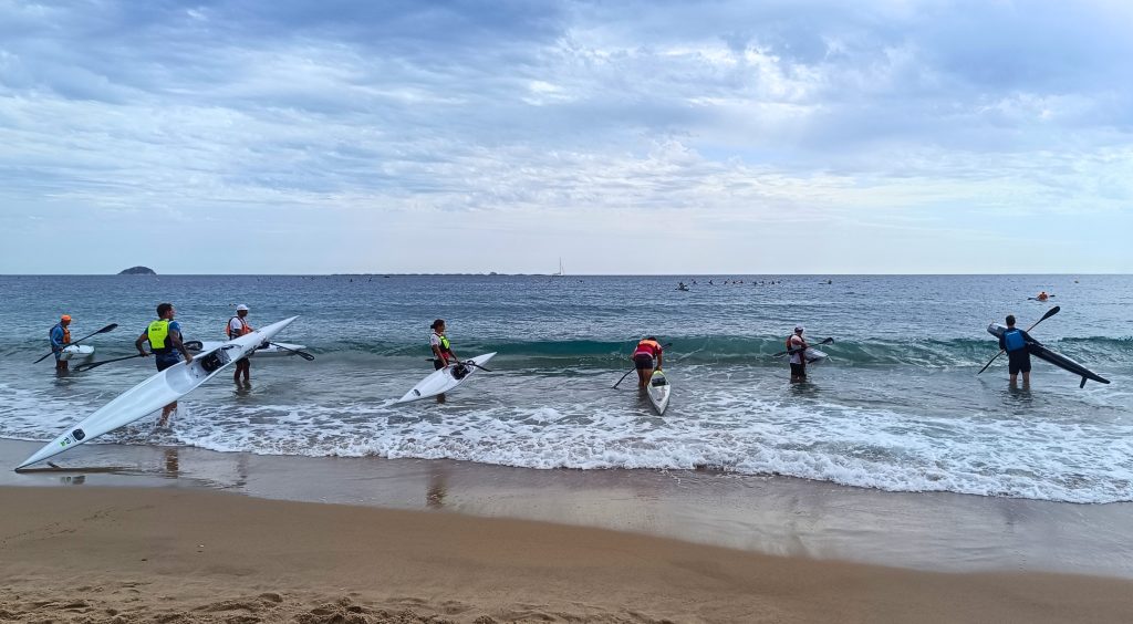 Un desfile de banderas y una ceremonia inaugural darán la bienvenida al Campeonato Mundial de Kayak de Mar 
