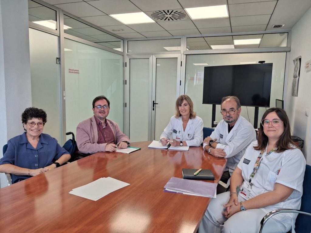 El Departamento de Salud Marina Baixa y AERBECO refuerzan la atención sanitaria a pacientes con enfermedades raras