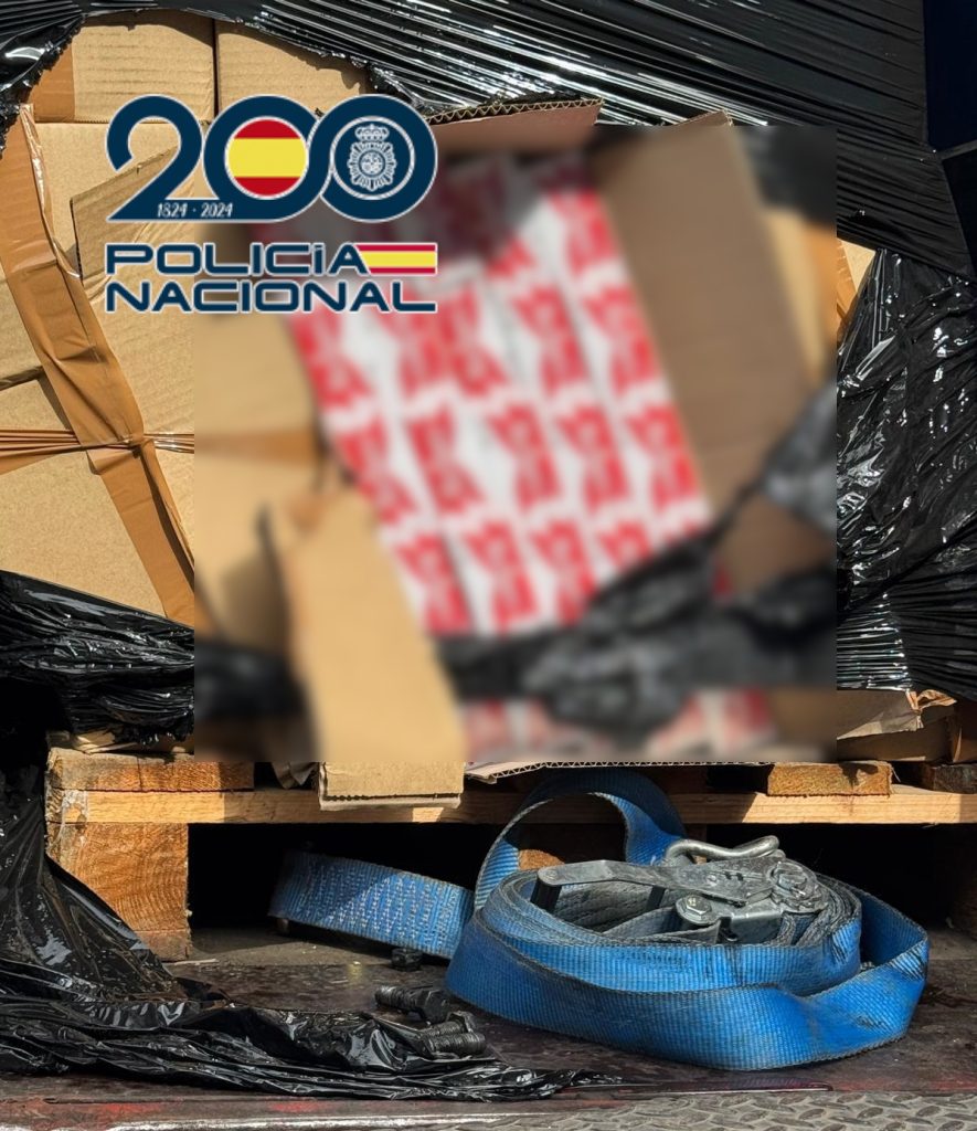 Interceptan en Alicante un camión con 255.000 cajetillas de tabaco ilegal valoradas en más de 1,4 millones de euros
