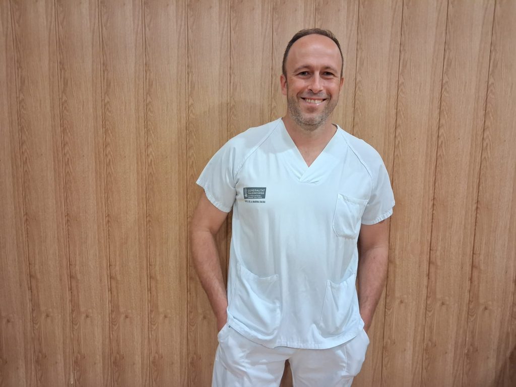 La Consulta de Ostomías y Heridas Complejas del Hospital Marina Baixa cumple cinco años