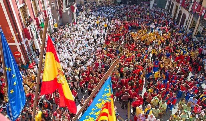 Callosa d’en Sarrià arranca mañana sus Moros y Cristianos, una fiesta con más de 165 años de historia