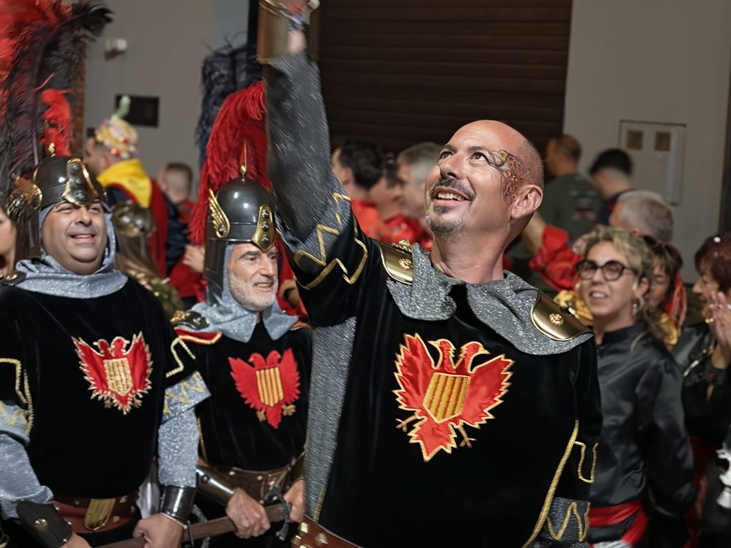 La Entrada Cristiana llena de color y vistosidad las calles de Callosa d’en Sarrià 6