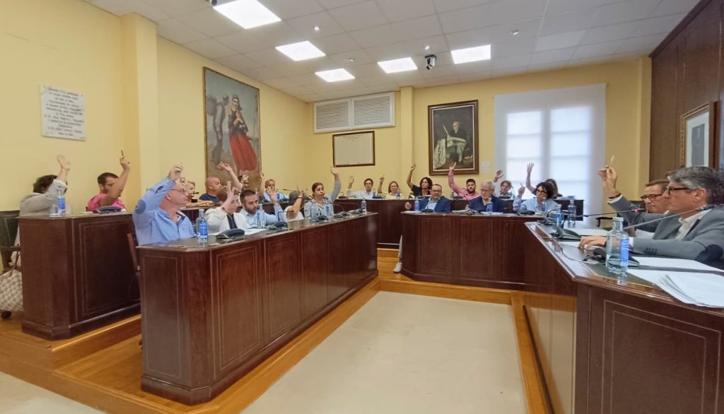 urbano Villajoyosa suspende durante dos años nuevas licencias para viviendas turísticas