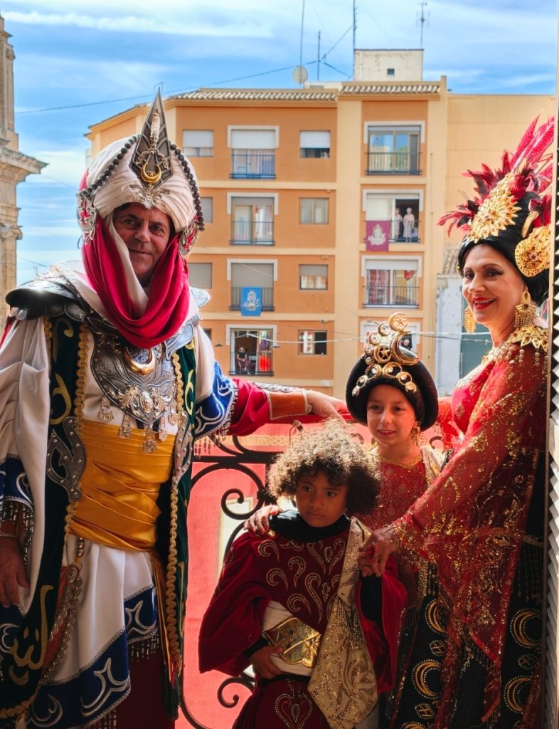 L’Arrancà llena la plaza de Callosa d’en Sarrià y da comienzo a sus Fiestas de Moros y Cristianos 4