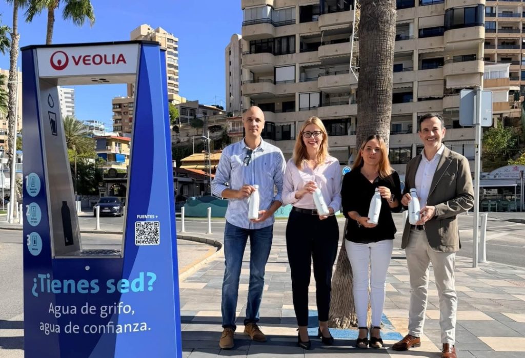 Finestrat estrena fuentes de agua potable refrigerada en La Cala, Balcó de Finestrat y el casco histórico 0