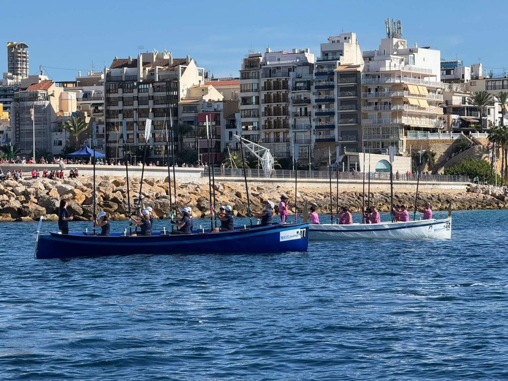 Remo solidario contra el cáncer de mama llega a Benidorm